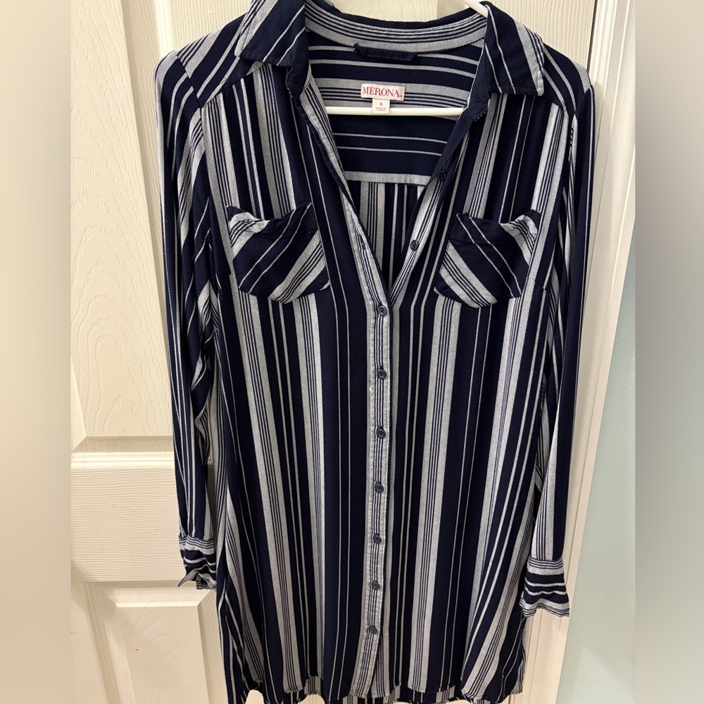 Women’s Merona Navy and silver striped shirt dress size small very comfortable